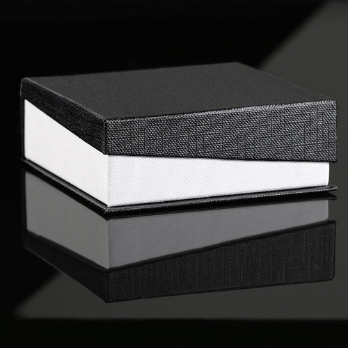 Designed by Trin Gift Box